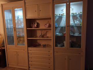 Lote muebles camas mesillas armario etc.