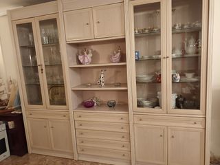 Lote muebles camas mesillas armario etc.