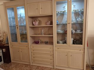 Lote muebles camas mesillas armario etc.