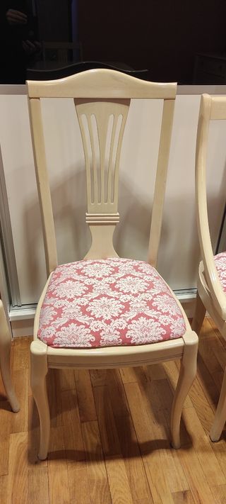 Mueble buffet . Mesa+6sillas