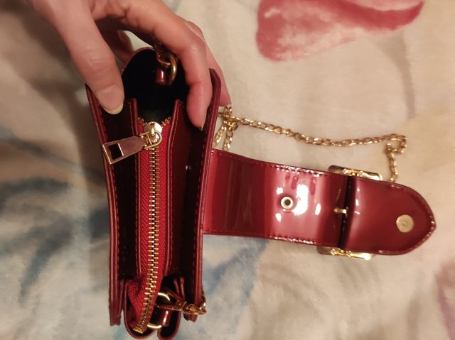 Bolso de fiesta. Rojo granate.