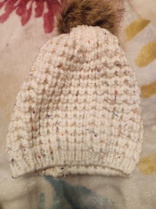 Conjunto bufanda/cuello + gorro. Blanco