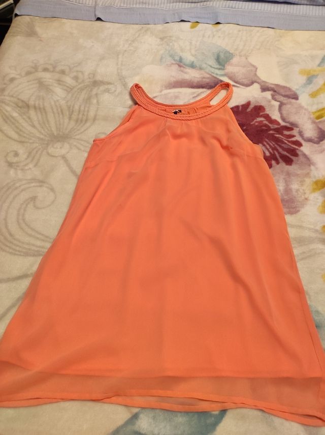 Vestido de verano. Color coral. Talla 46