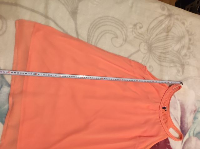 Vestido de verano. Color coral. Talla 46