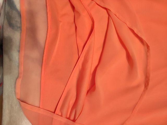 Vestido de verano. Color coral. Talla 46