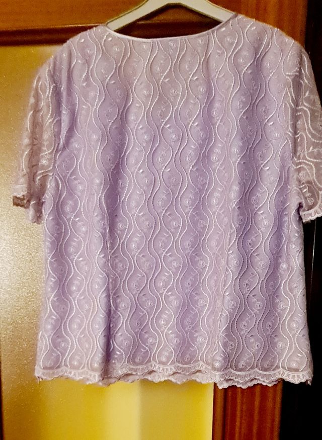 Blusa lila
