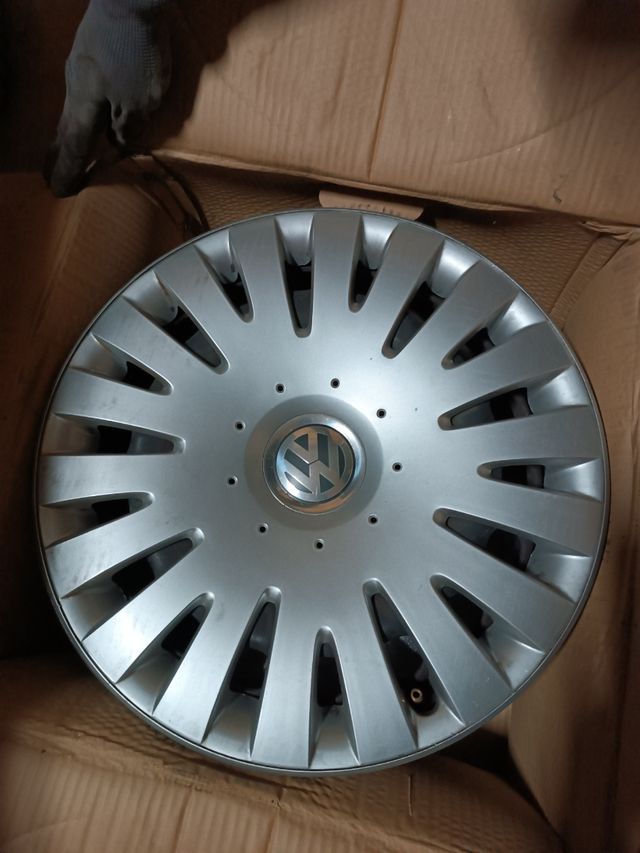 llantas con tapacubos Volkswagen