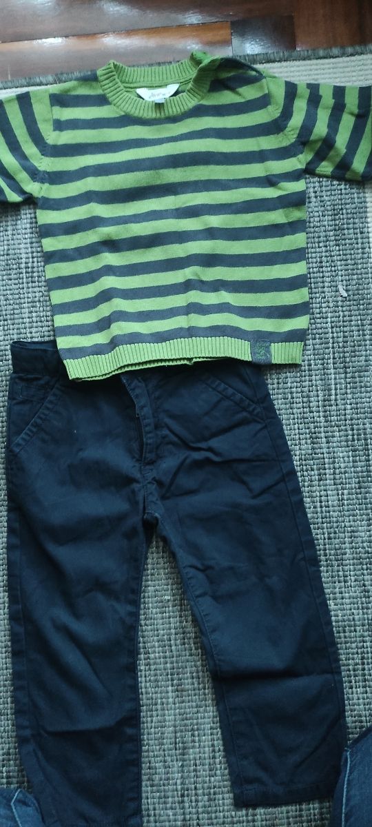 Pantalón Boboli y jersey de rayas