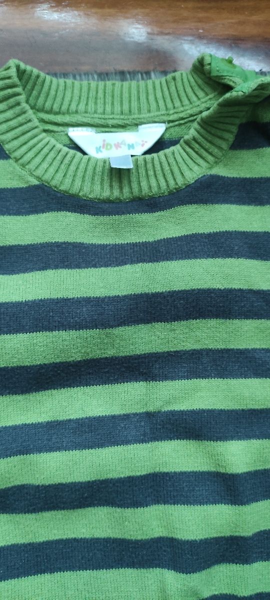 Pantalón Boboli y jersey de rayas