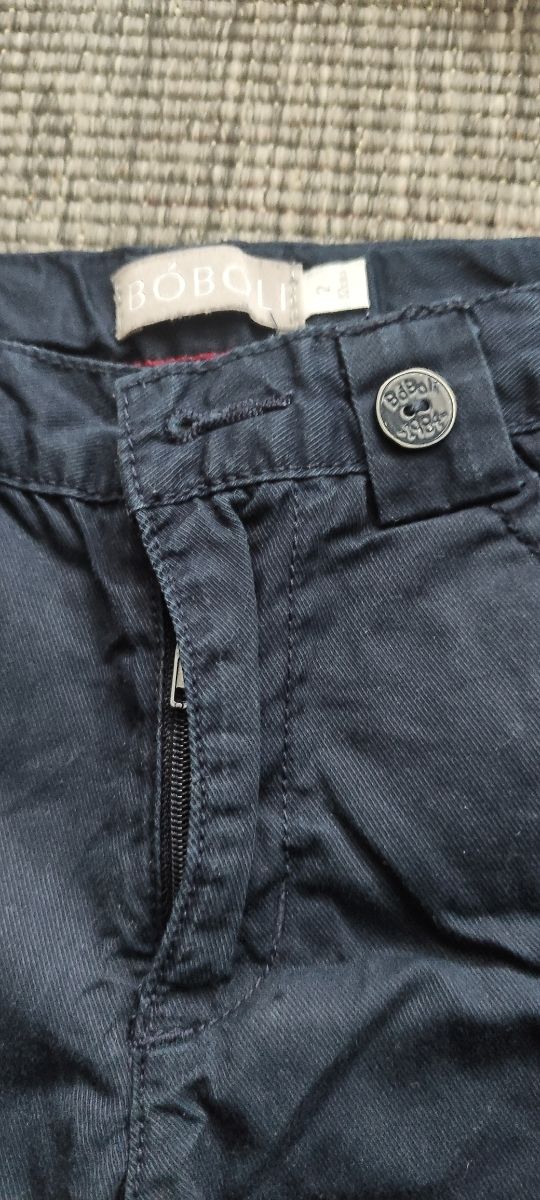 Pantalón Boboli y jersey de rayas