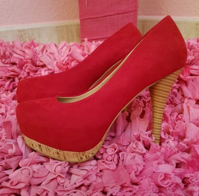 zapatos rojos