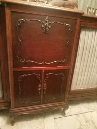 Mueble madera biblioteca