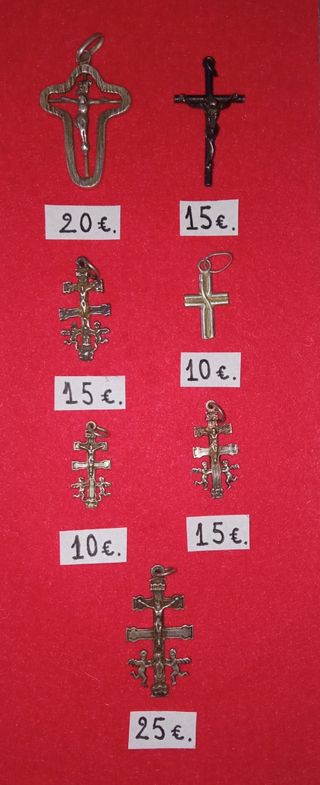 Cruces crucifijos