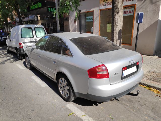 GOMA DE LA PUERTA TRASERA IZQUIERDA AUDI A6 C5 4B