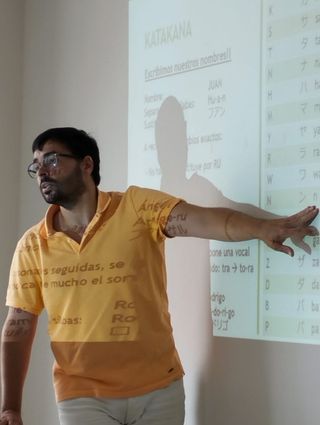 Clases de japonés individual y grupal, y traducció