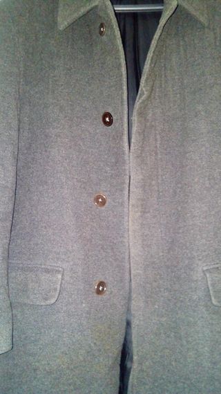 Abrigo de PAÑO Hombre GRIS CLARO T-L de ZARA.
