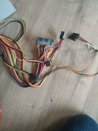 fuentes de alimentación pc 240w y 300w