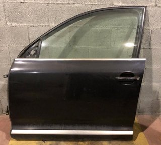 Puerta delantera izquierda toaureg