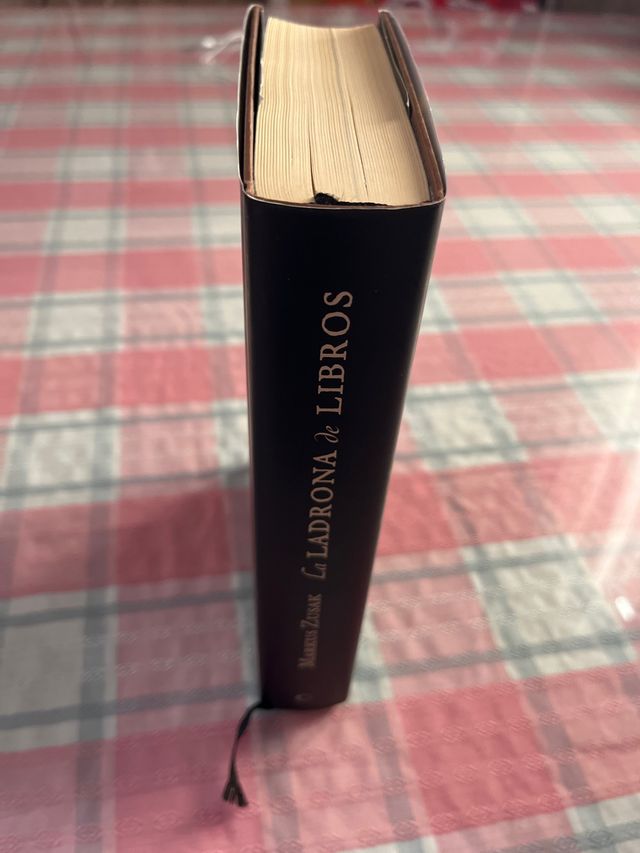 La ladrona de libros - Marlos Zusak
