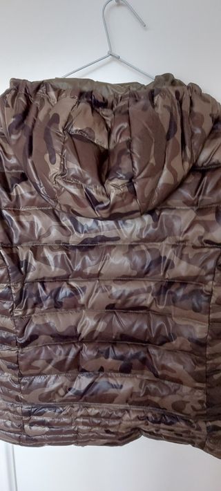 PLUMAS, PLUMÍFERO,  CHAQUETÓN, ABRIGO