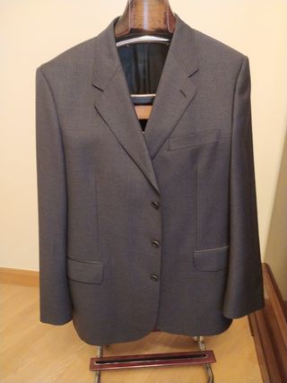  TRAJE DE CABALLERO