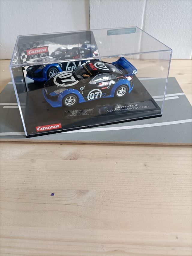 Nissan 350z edición Especial POLY 1/32