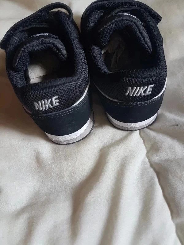 ZAPATILLAS NIKE MD RUNNER 2