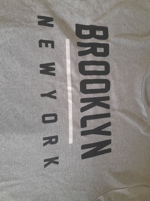 Camiseta Adidas ak 47 junto camiseta entreno 
