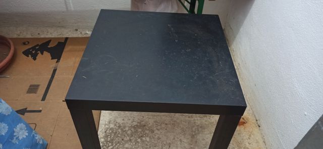 Mesa 55*55 cms