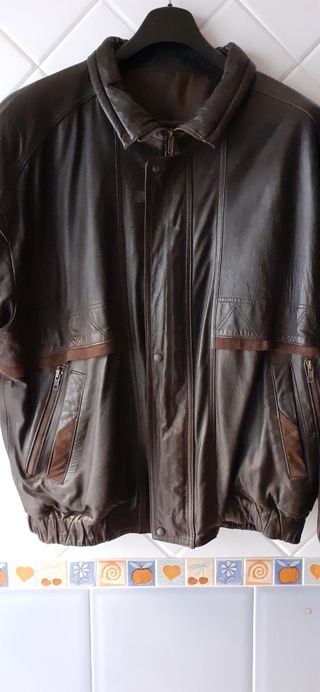 CHAQUETA DE CUERO 
