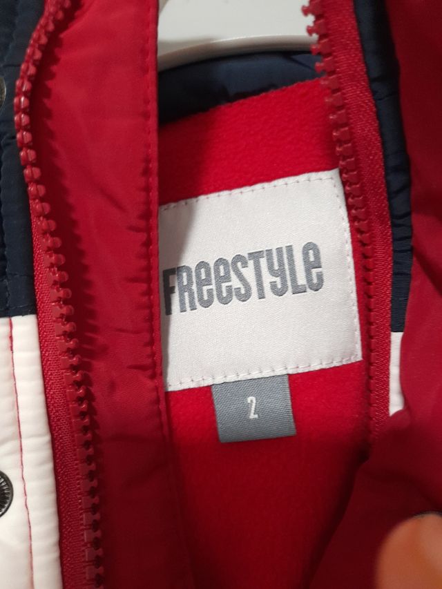 chaqueta nueva de niño de 2 años