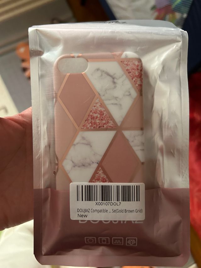 Funda Preciosa sin usar IPhone SE 2020