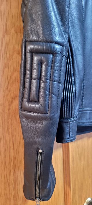 Tommy Hilfiger,  talla  10-M