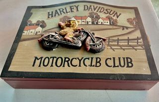Harley Davidson caja de llaves con moto en relueve