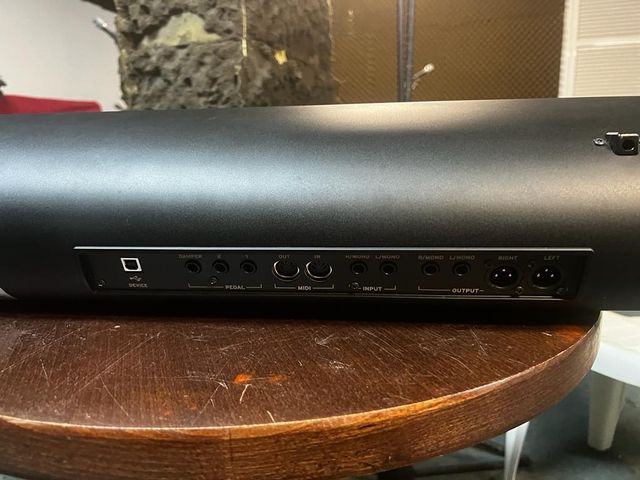 Piano vintage de escenario korg Sv-2-88