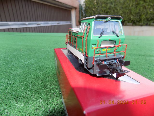 LOCOMOTORA 309 RENFE TALLERES IRUN CC DIGITAL 3D