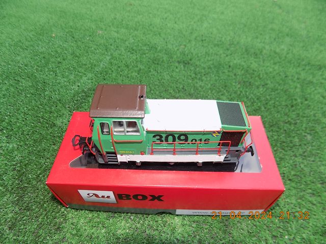 LOCOMOTORA 309 RENFE TALLERES IRUN CC DIGITAL 3D