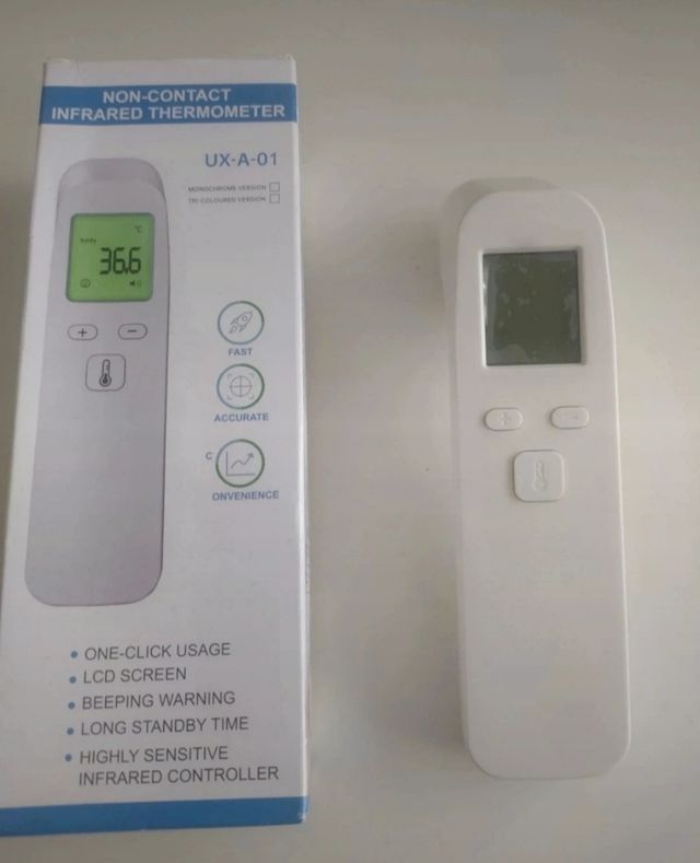 Termómetro infrarrojo nuevo