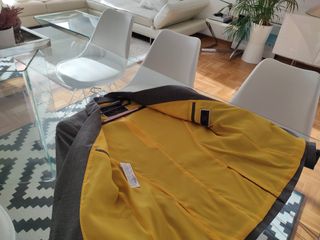 AMERICANA BLAZER GRIS Y AMARILLA NUEVA