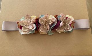 Cinturón de flores secas