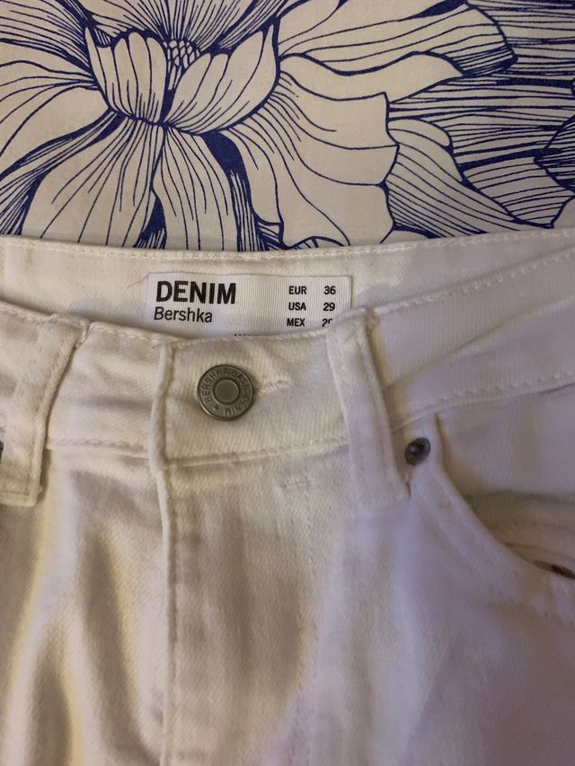 Pantalón vaquero blanco