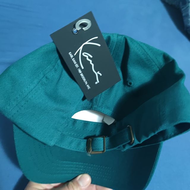 gorra karl kani