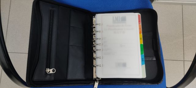 Diario in pelle nera