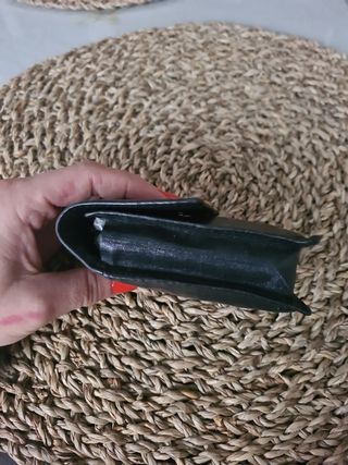 Estuche con inicial L