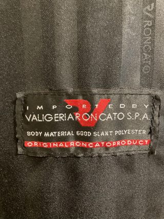 MALETA PORTATRAJES RONCATO. Calidad EXCELENTE.