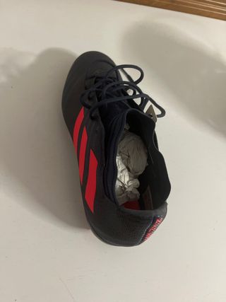 Botas de fútbol Adidas, talla 38 2/3