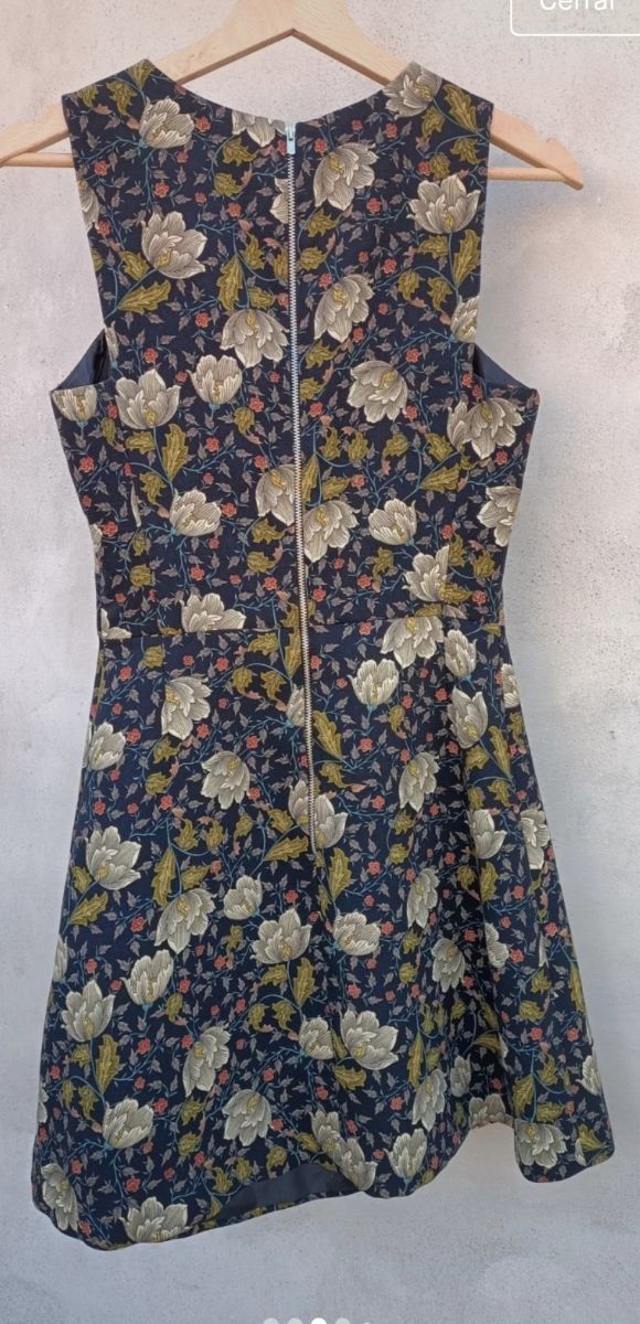 Vestido Zara flores