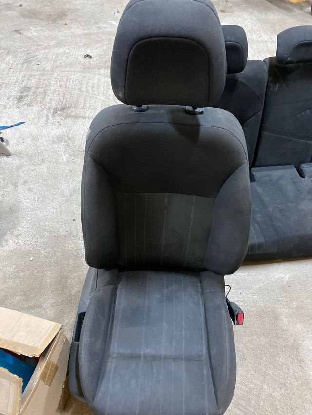 Asientos citroen c4 2013