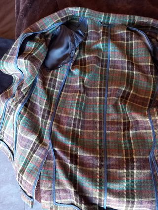 Americana lana virgen.