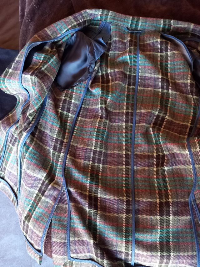 Americana lana virgen.